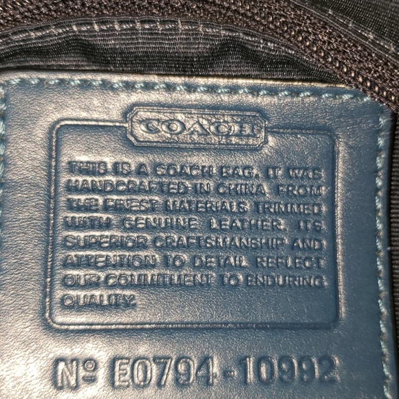 Coach Signature Optic teal &  blue shoulder bag - Picture 2 of 3